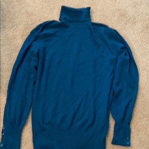 Turtle neck sweater